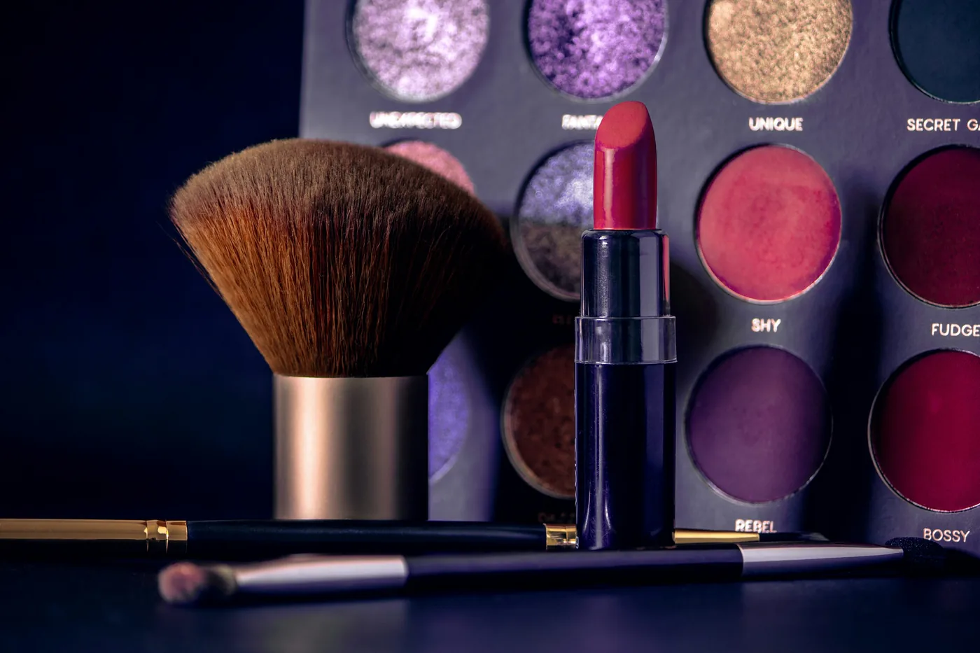 Illustrative lipstick and makeup reference, not Jenn's inventory